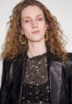 Bruuns Bazaar Thora Lis Blouse - T-Shirt À Manches Longues - Black -Next Soldes 6a2a29761abb4cbebb57cd045f0dc0eb