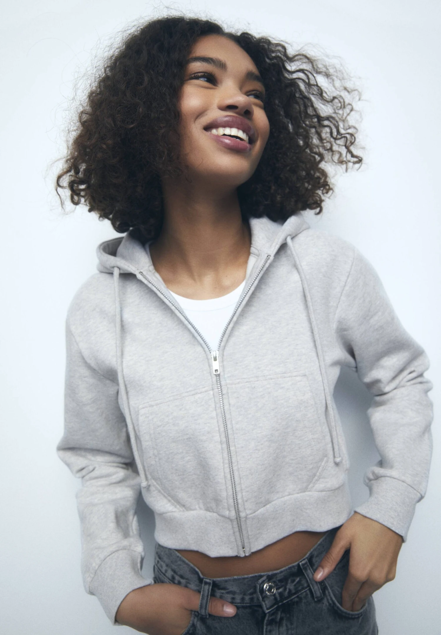 PULL & BEAR Hoodie With Zip - Sweat Zippé - Dark Grey 6 PULL & BEAR Hoodie With Zip - Sweat Zippé - Dark Grey – Image 4