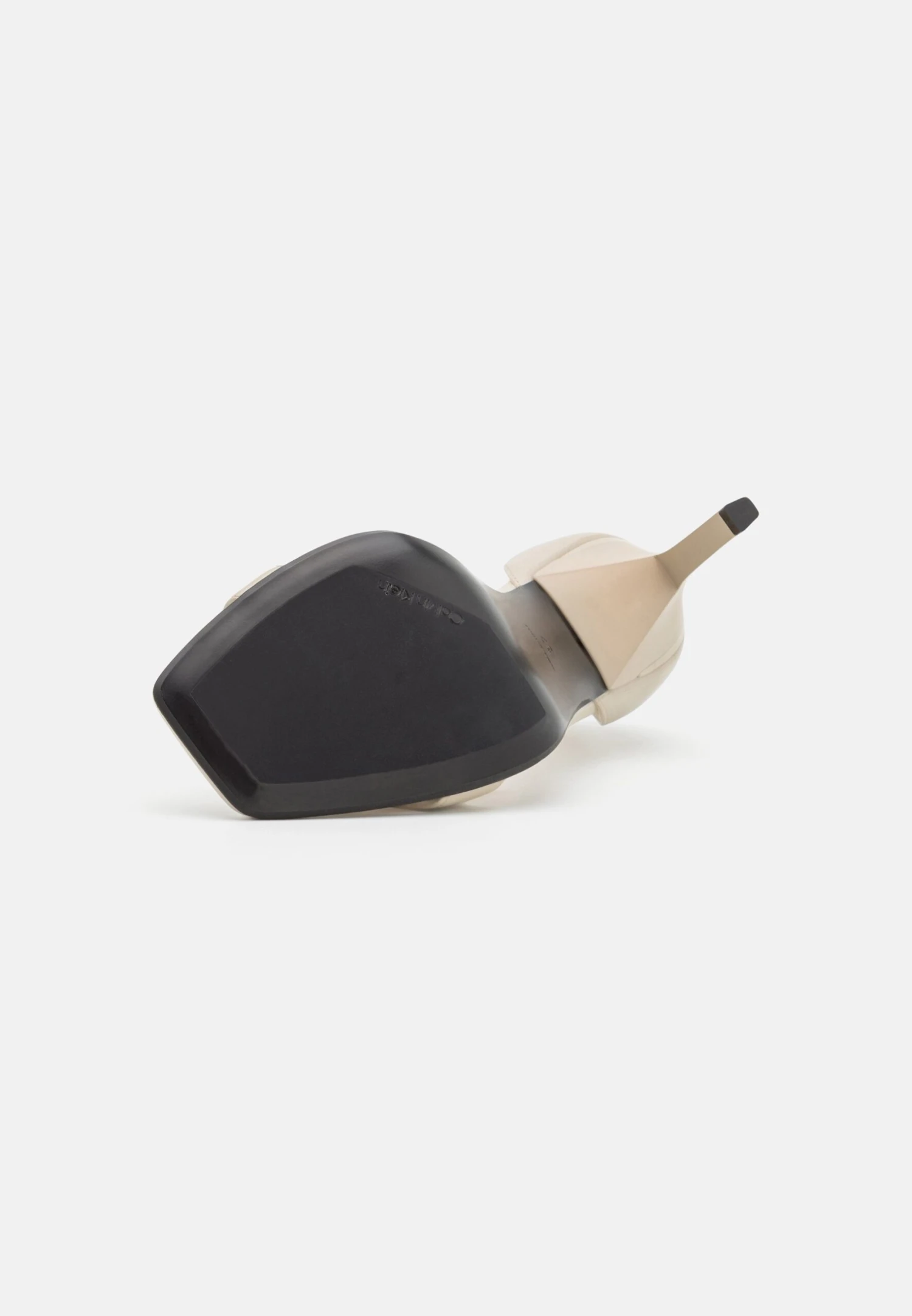 Calvin Klein Geo - Sandales À Talons Hauts - Feather Gray 7 Calvin Klein Geo - Sandales À Talons Hauts - Feather Gray – Image 5