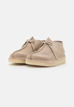 Clarks Originals Desert Trek - Chaussures À Lacets - Sand -Next Soldes 6f7d0876c3c24d25a3984946a150c155