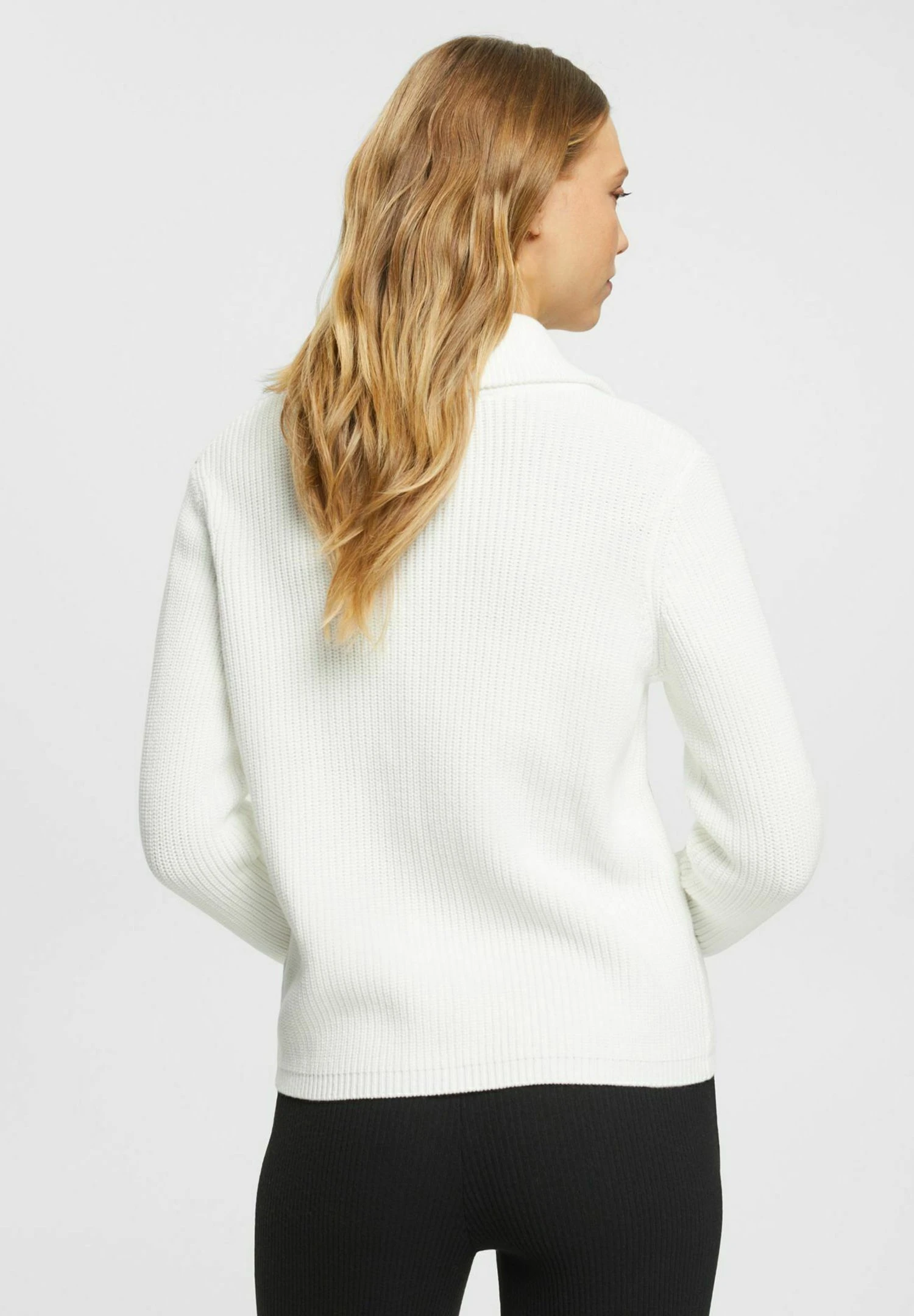 ESPRIT Style - Gilet - Off White 5 ESPRIT Style - Gilet - Off White – Image 3