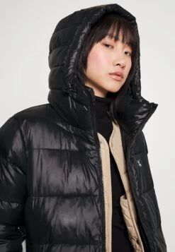 Calvin Klein Jeans Lw Padded Long Fitted Jacket - Manteau Classique - Ck Black 14 Calvin Klein Jeans Lw Padded Long Fitted Jacket - Manteau Classique - Ck Black -Next Soldes 734c62a5e8544ee8a4cee4ef63cb208f