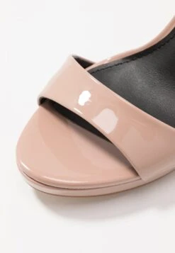 Madden Girl Flashyy - Sandales À Talons Hauts - Fawn 11 Madden Girl Flashyy - Sandales À Talons Hauts - Fawn -Next Soldes 73b1ad99f72a43b4b873c3d25e5eab88