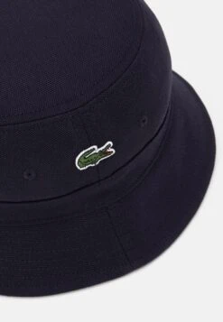 Lacoste Unisex - Chapeau - Navy 9 Lacoste Unisex - Chapeau - Navy -Next Soldes 78d42a3b95464ee89ac2e6a825d34778
