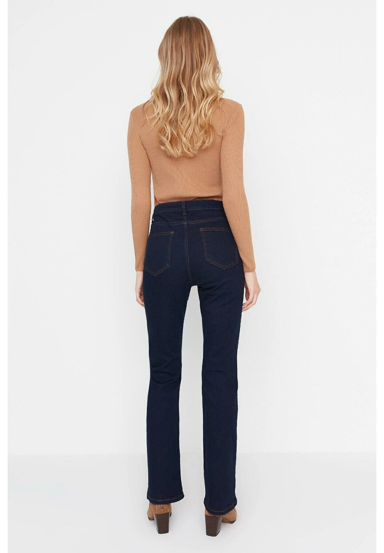 Trendyol Jean Bootcut - Blue 5 Trendyol Jean Bootcut - Blue – Image 3