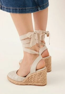 Next Forever Comfort Weave Wrap Standard - Escarpins Compensés - Bone