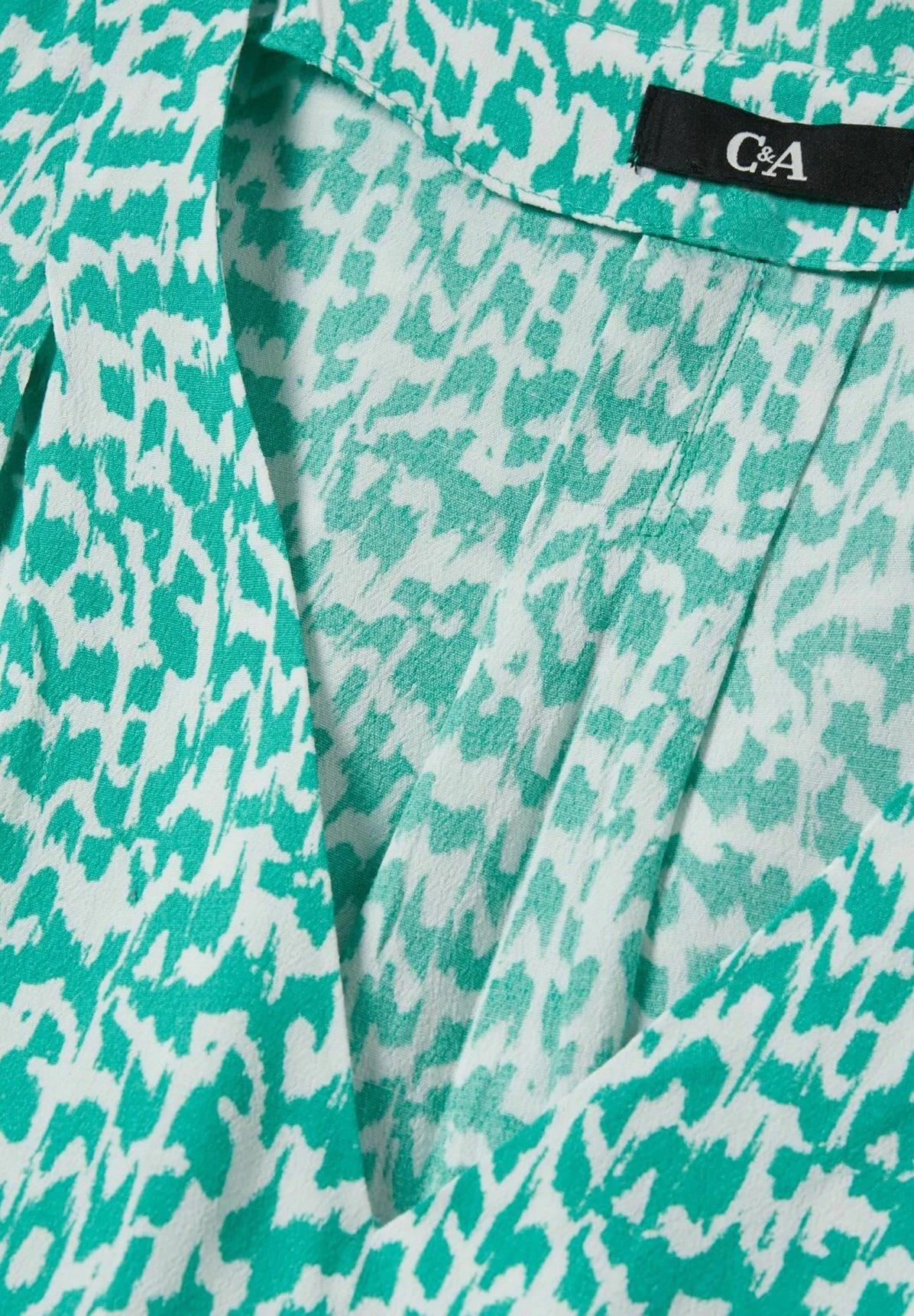 Blouse - Green Cremewhite 9 Blouse - Green Cremewhite – Image 7