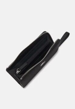 Lacoste Slim Zip Wallet - Portefeuille - Noir 9 Lacoste Slim Zip Wallet - Portefeuille - Noir -Next Soldes 7f5f256160b040f8ac0e9589e5724ed7
