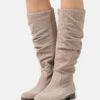 Tamaris Bottes - Taupe 1 Tamaris Bottes - Taupe -Next Soldes 824a30812e004a44bb04986ca46220ba