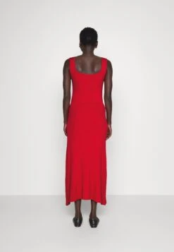 IVY OAK Kata - Robe Pull - Lipstick Red 10 IVY OAK Kata - Robe Pull - Lipstick Red -Next Soldes 82ea009f2aa8404d90e9abf78ac10741