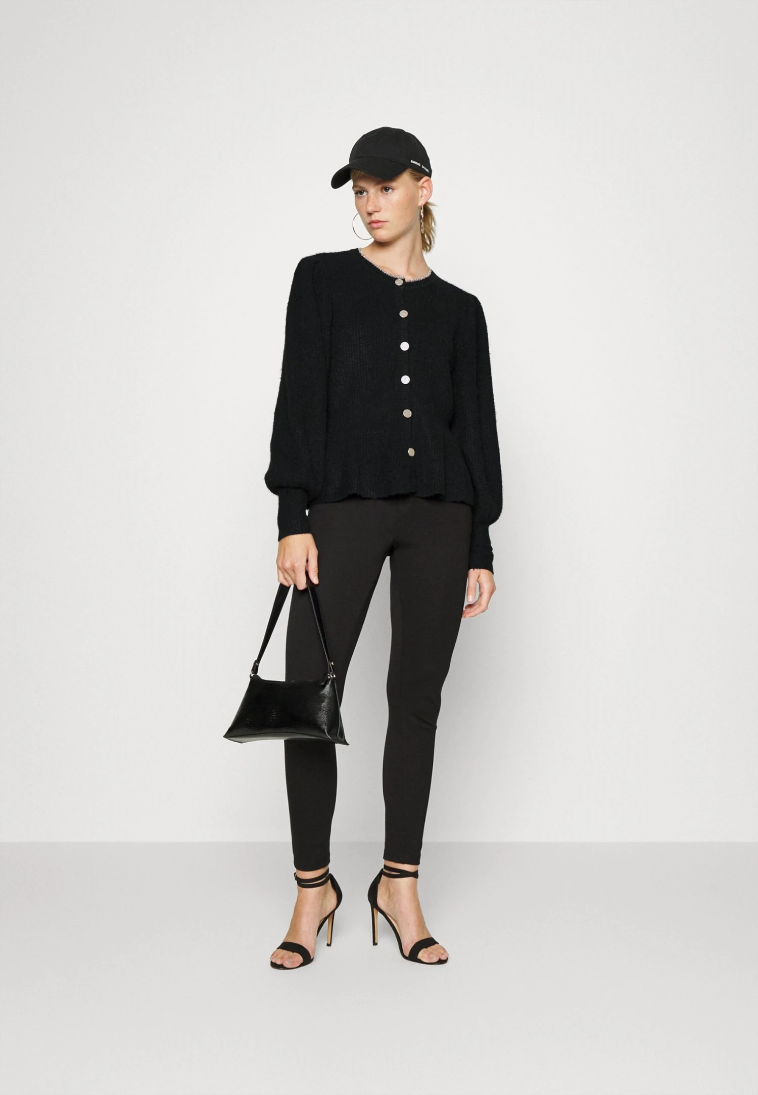 ONLY Onlrio Life Cardigan - Gilet - Black Glitter 4 ONLY Onlrio Life Cardigan - Gilet - Black Glitter – Image 2