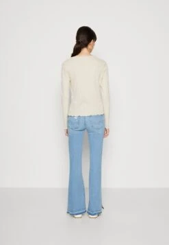 ONLY Carlotta - T-Shirt À Manches Longues - Pumice Stone -Next Soldes 8812c8ebf9ed45bdb36cbbecaede5ef1