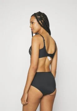 Chantelle Graphic Support Wirefree Bra - Soutien-Gorge Triangle - Black 9 Chantelle Graphic Support Wirefree Bra - Soutien-Gorge Triangle - Black -Next Soldes 88b601781316403ea4321652c1ecafae