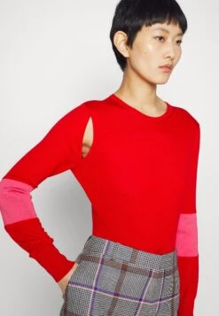 Victoria Beckham Crew Neck Bodysuit - T-Shirt À Manches Longues - Red -Next Soldes 88e00afcdab84e279dc02eb3b313c381
