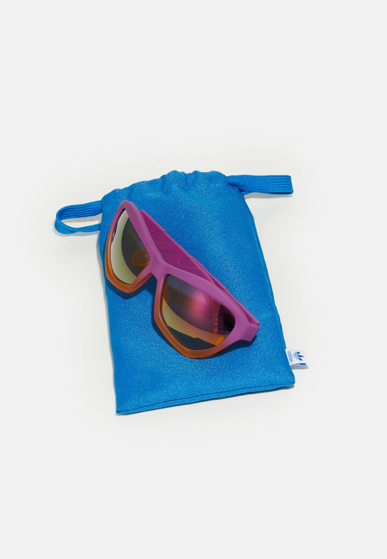 Adidas Originals Lunettes De Soleil - Matte Pink 5 Adidas Originals Lunettes De Soleil - Matte Pink – Image 3