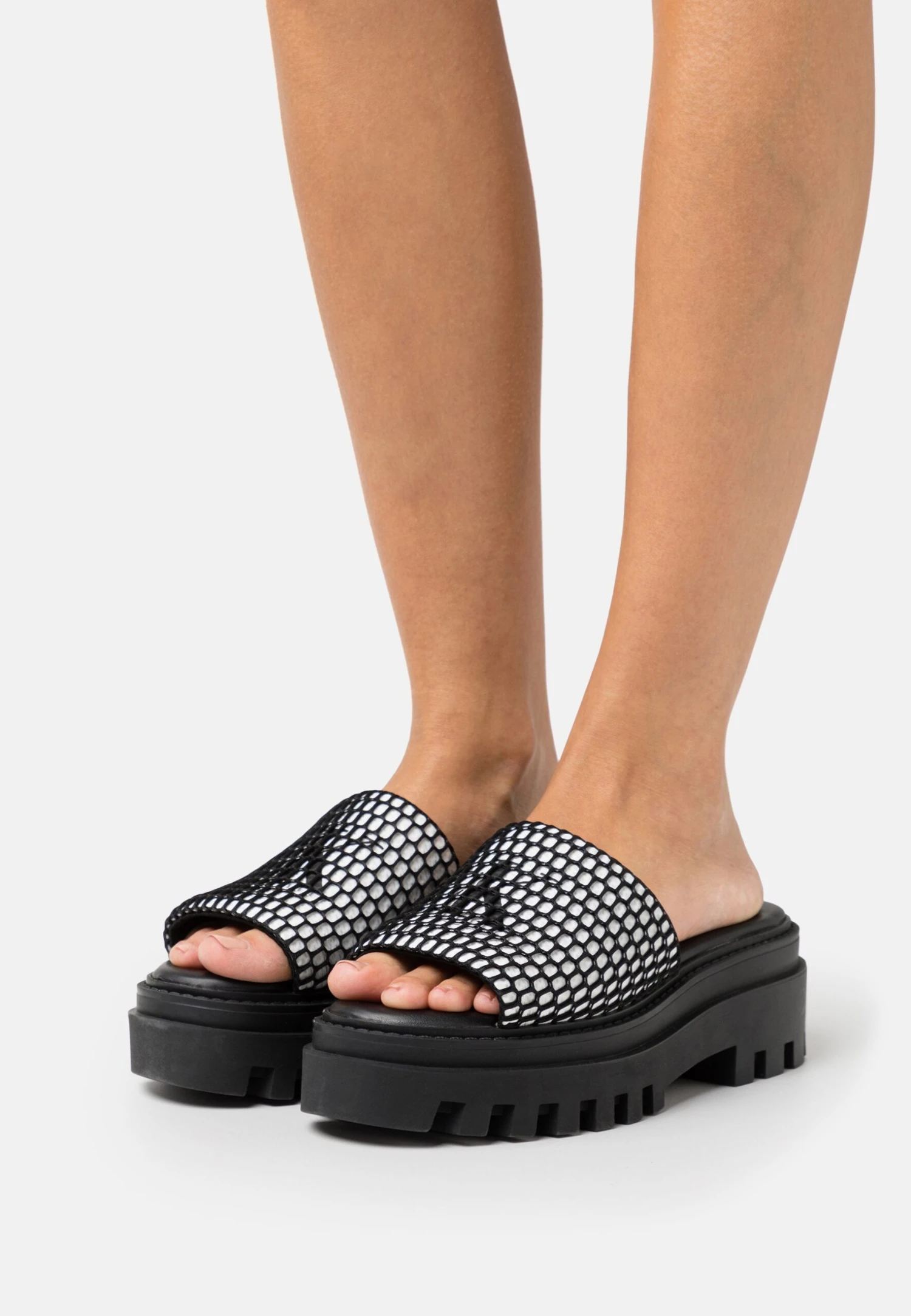 Calvin Klein Jeans Toothy Combat - Mules À Talons - Black 3 Calvin Klein Jeans Toothy Combat - Mules À Talons - Black