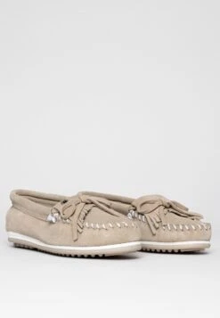 Minnetonka Kilty Plus - Mocassins - Helltaupe 11 Minnetonka Kilty Plus - Mocassins - Helltaupe -Next Soldes 8d2f910f0693476d88295adac32e8e52