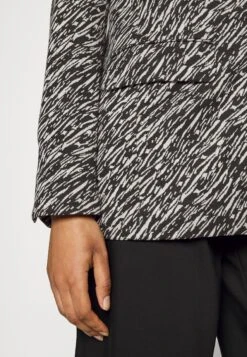 DRYKORN Atlin - Blazer - Black 15 DRYKORN Atlin - Blazer - Black -Next Soldes 8e680296841b403d9a37ca8274cd2641