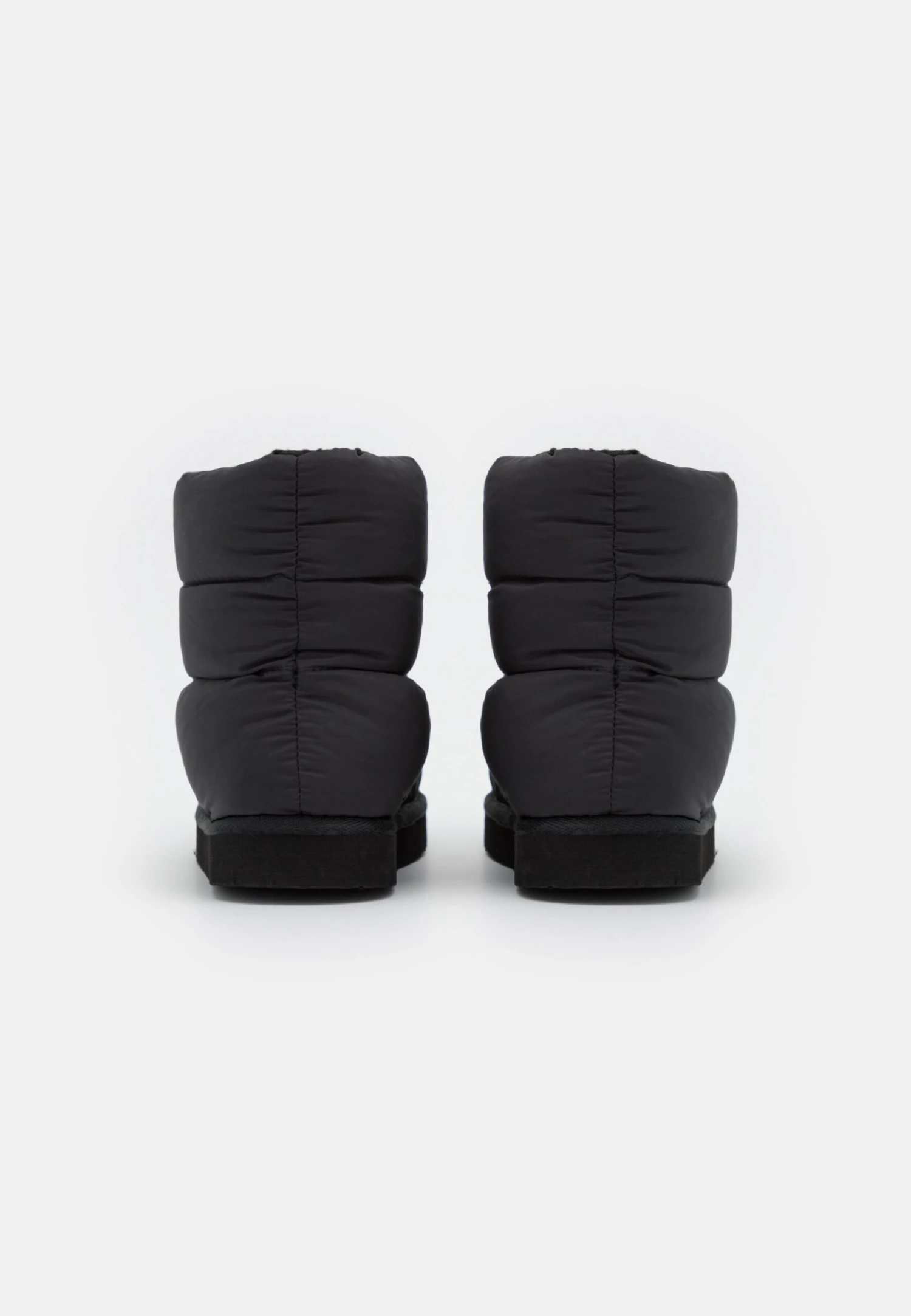 Monki Winterboots Vegan - Bottes De Neige - Black Dark 5 Monki Winterboots Vegan - Bottes De Neige - Black Dark – Image 3