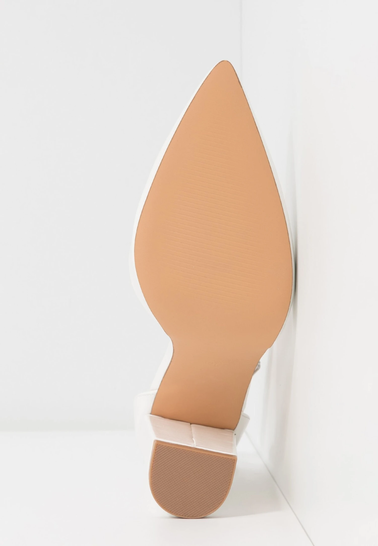 Even&Odd Escarpins À Talons Hauts - White 9 Even&Odd Escarpins À Talons Hauts - White – Image 7