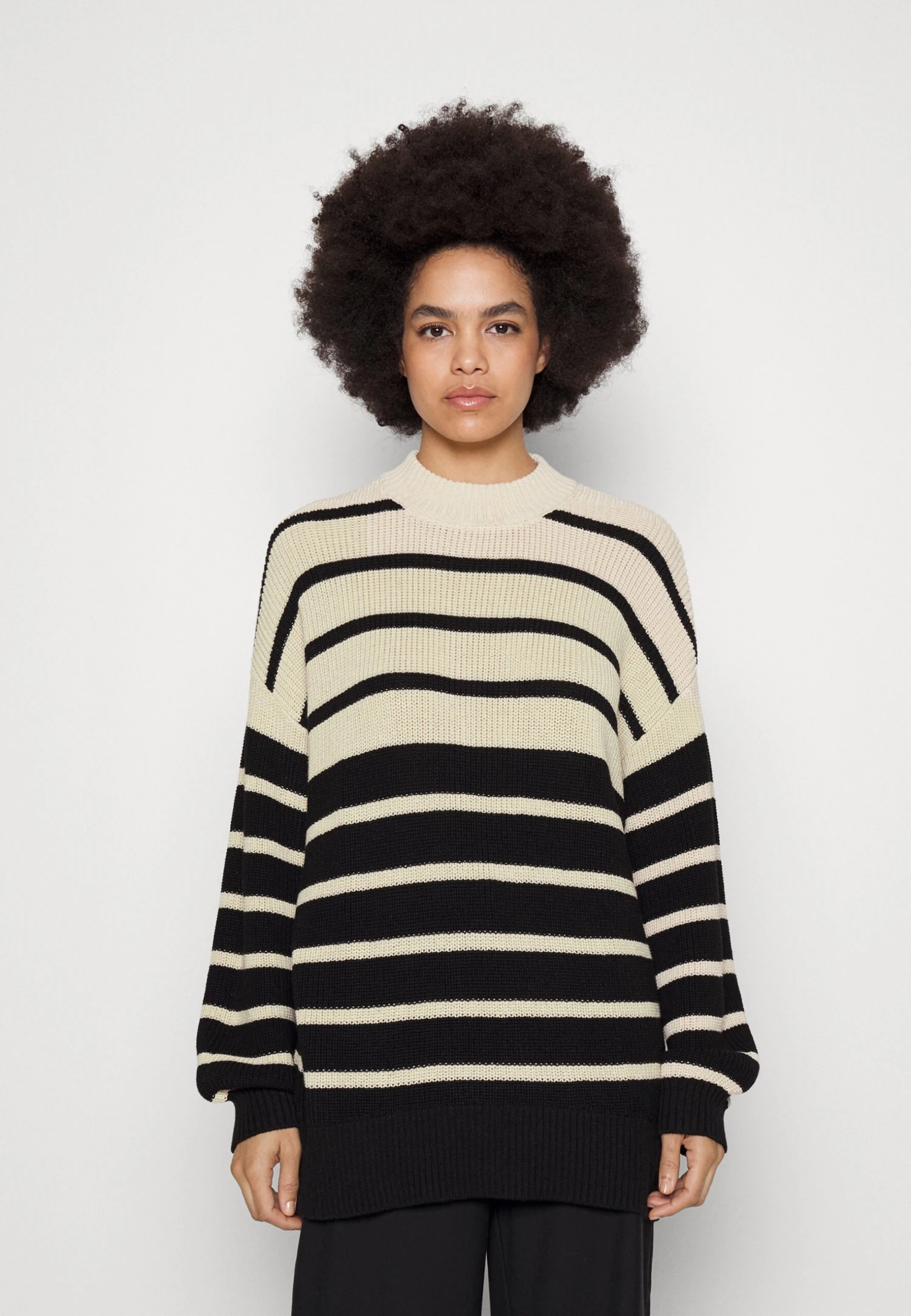 Monki Pullover - Black/Beige 3 Monki Pullover - Black/Beige