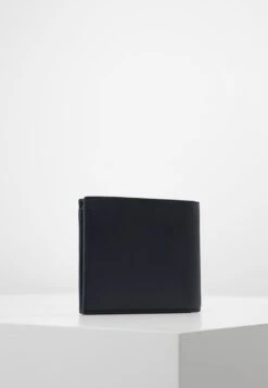 Lacoste Billfold Coin - Portefeuille - Marine -Next Soldes 930da4a177c2449999f9709546ab7ea5