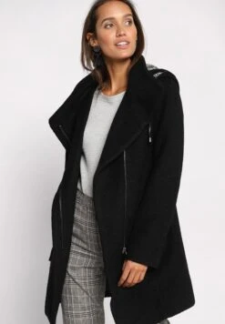 Asymmetrisch Geschwungener - Manteau Court - Noir 10 Asymmetrisch Geschwungener - Manteau Court - Noir -Next Soldes 95274ced15f44828b76a5b5232081701