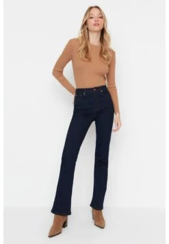 Trendyol Jean Bootcut - Blue 10 Trendyol Jean Bootcut - Blue -Next Soldes 9586800358e34aa2beaa3046abbd1d3d