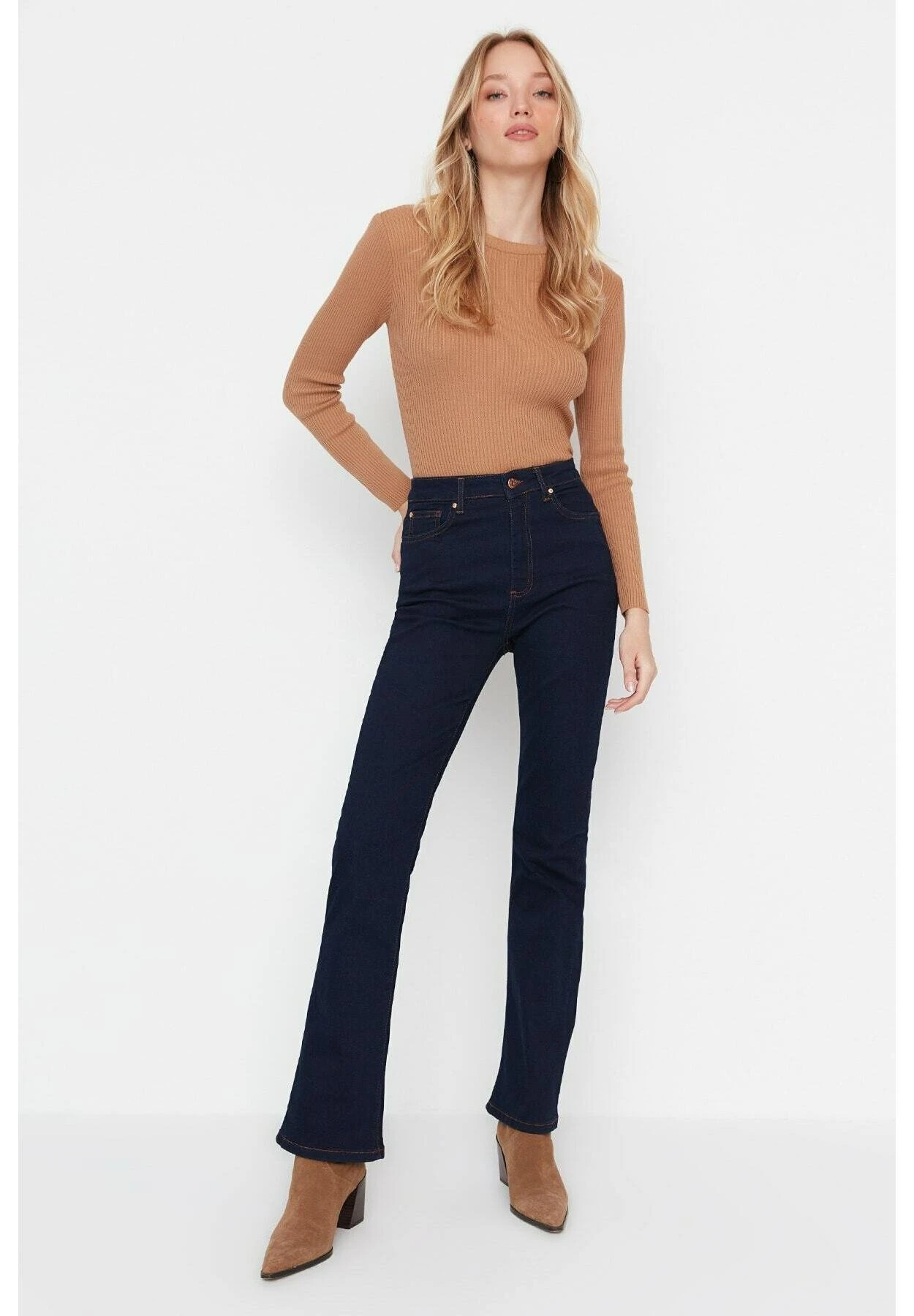 Trendyol Jean Bootcut - Blue 6 Trendyol Jean Bootcut - Blue – Image 4