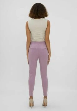 Vero Moda Vmeva Mr String Ga Noos - Pantalon De Survêtement - Elderberry 9 Vero Moda Vmeva Mr String Ga Noos - Pantalon De Survêtement - Elderberry -Next Soldes 96efb25b8e0f466599bde6f89c9126e5