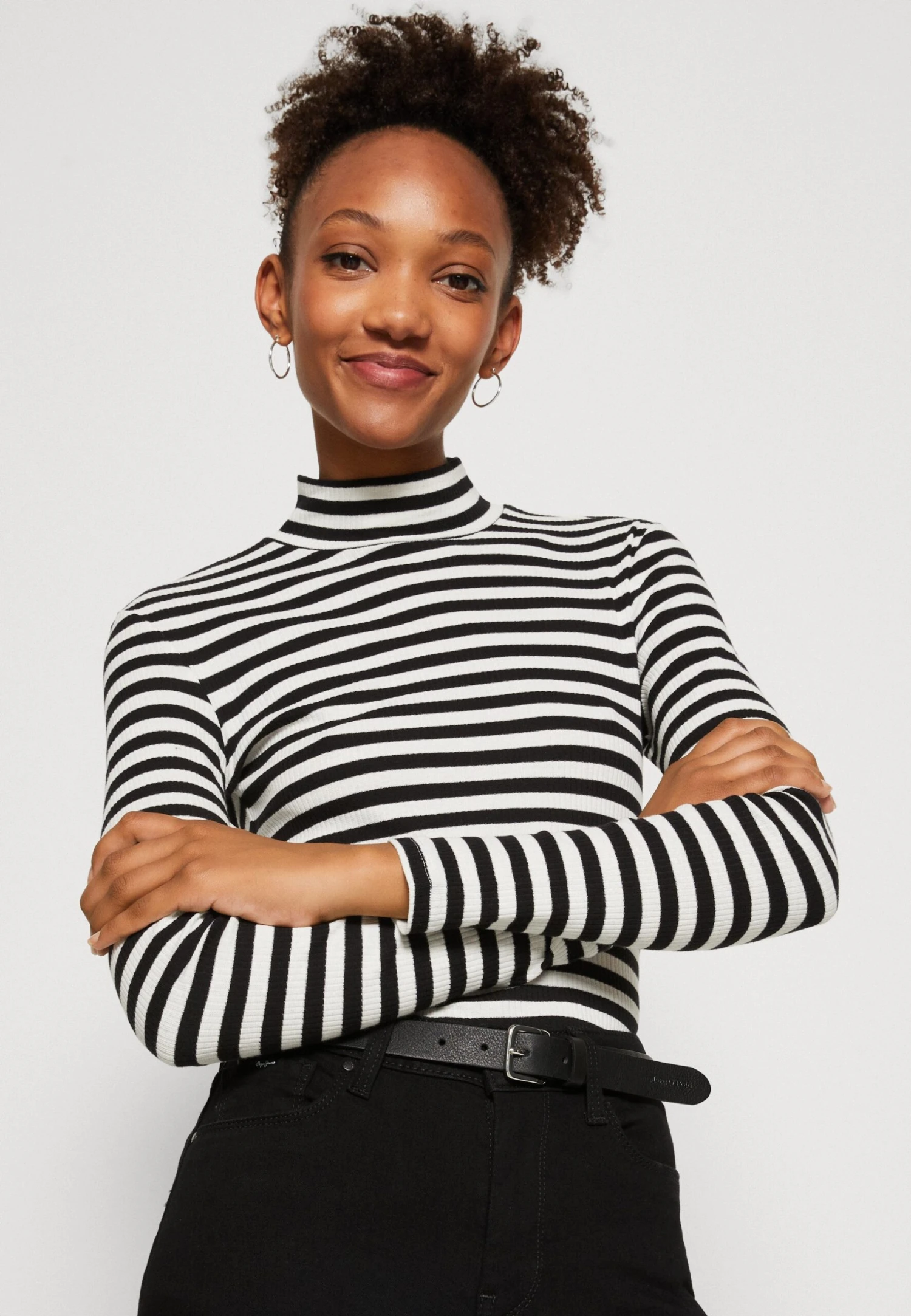 Pieces Pcruka T-Neck - T-Shirt À Manches Longues - Cloud Dancer/Black 6 Pieces Pcruka T-Neck - T-Shirt À Manches Longues - Cloud Dancer/Black – Image 4