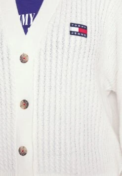 Tommy Jeans Curve Badge Cardigan - Gilet - Ancient White -Next Soldes 9973c8e7d298404d9fb4cd4fd853f83b
