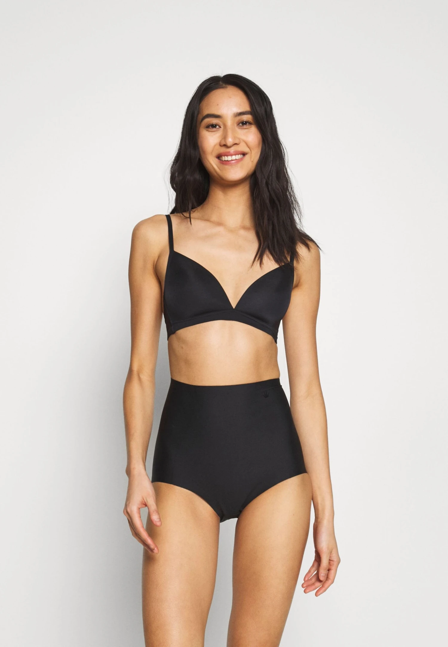 Triumph Medium Series Highwaist Pant - Lingerie Sculptante - Black 4 Triumph Medium Series Highwaist Pant - Lingerie Sculptante - Black – Image 2