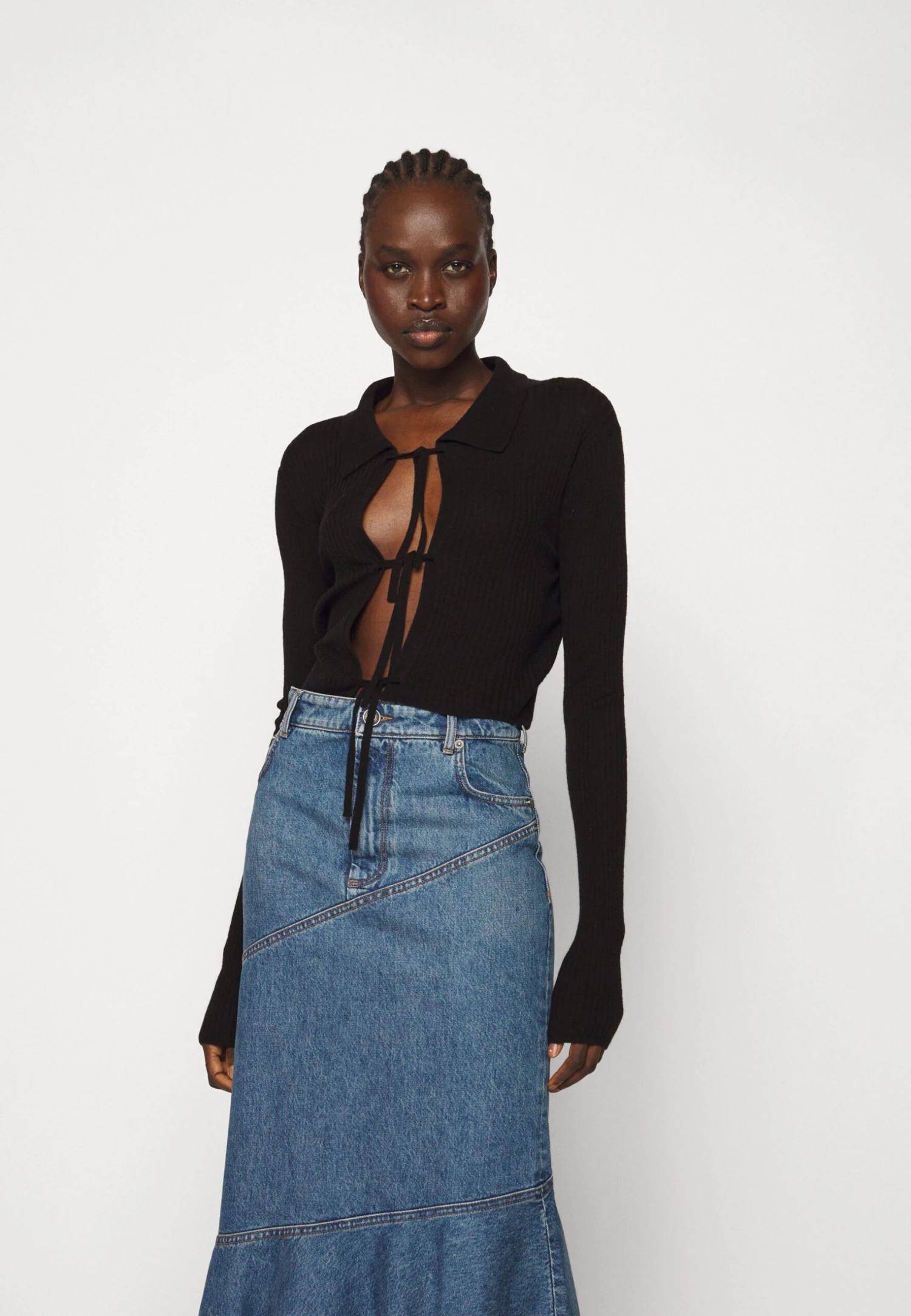 Filippa K Cropped Tie Cardigan - Gilet - Black 5 Filippa K Cropped Tie Cardigan - Gilet - Black – Image 3