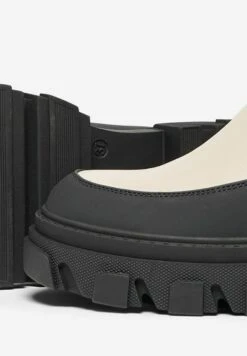 ONLY Shoes Chunky - Bottes À Plateau - Beige 10 ONLY Shoes Chunky - Bottes À Plateau - Beige -Next Soldes 9c2a3ccdf9ed45598d079f86901c1d5a