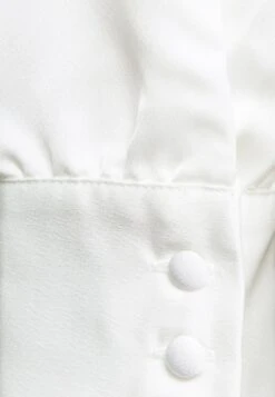 Vila Viellette O Neck - T-Shirt À Manches Longues - Snow White 12 Vila Viellette O Neck - T-Shirt À Manches Longues - Snow White -Next Soldes 9c82c6fc72f4447ebf677d9b0f11230a