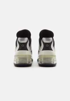 MICHAEL Michael Kors Olympia Sport Trainer - Baskets Basses - Black/Optic White 12 MICHAEL Michael Kors Olympia Sport Trainer - Baskets Basses - Black/Optic White -Next Soldes 9ca347b132ad4250ab62f19ca5783447