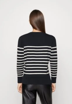 Gant Light Breton C Neck - Pullover - Evening Blue 10 Gant Light Breton C Neck - Pullover - Evening Blue -Next Soldes 9e5dfb353fea4822bfe3eaf3a17b600e