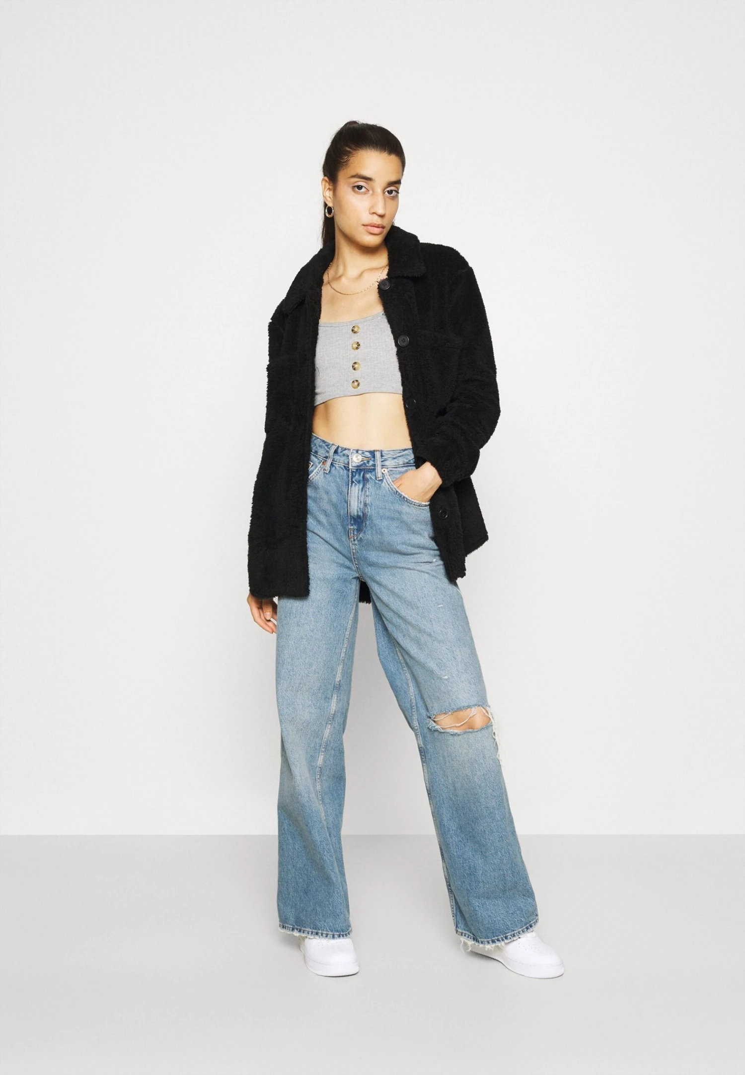 Noisy May Nmsuzzi Jacket - Manteau Court - Black 4 Noisy May Nmsuzzi Jacket - Manteau Court - Black – Image 2