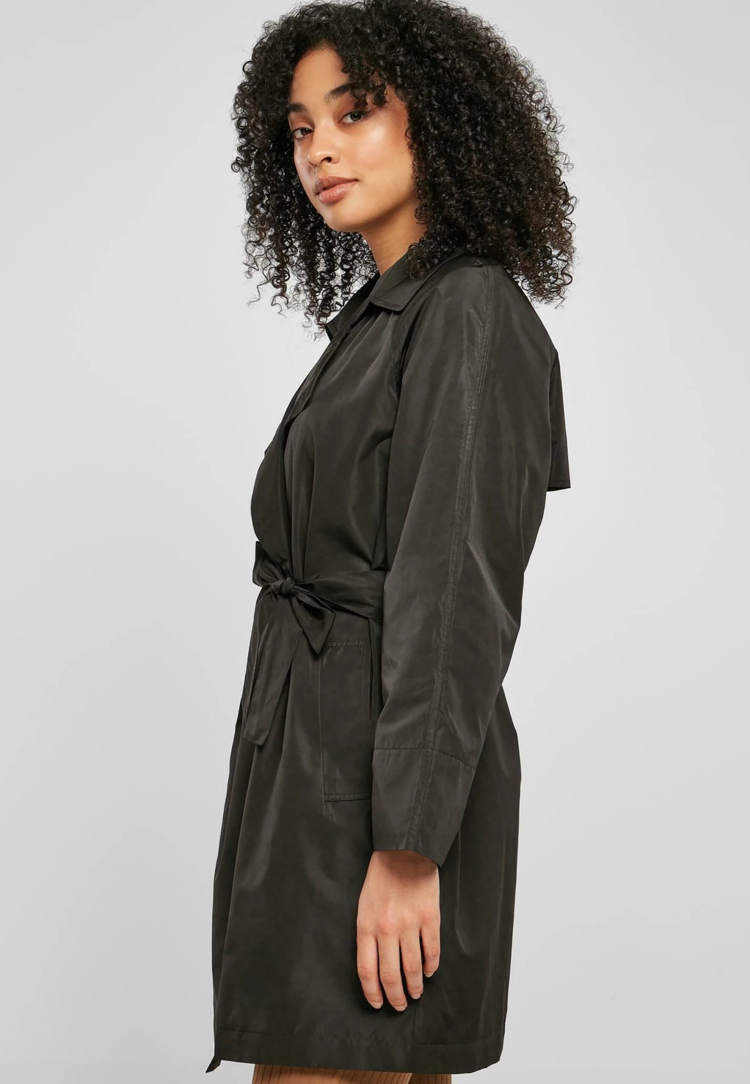URBAN CLASSICS Crinkle Minimal - Trench - Black 6 URBAN CLASSICS Crinkle Minimal - Trench - Black – Image 4
