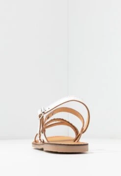 Les Tropéziennes Par M Belarbi Batress - Sandales - Blanc 15 Les Tropéziennes Par M Belarbi Batress - Sandales - Blanc -Next Soldes a07fa10646f04c039236fd3ce0dd9e57