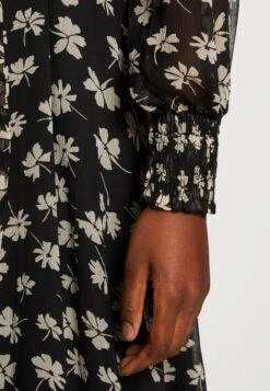 Vero Moda Vmpica V Neck Dress - Robe De Jour - Black/Pica 13 Vero Moda Vmpica V Neck Dress - Robe De Jour - Black/Pica -Next Soldes a0b812c499b947d69b33d39d6129cf3e