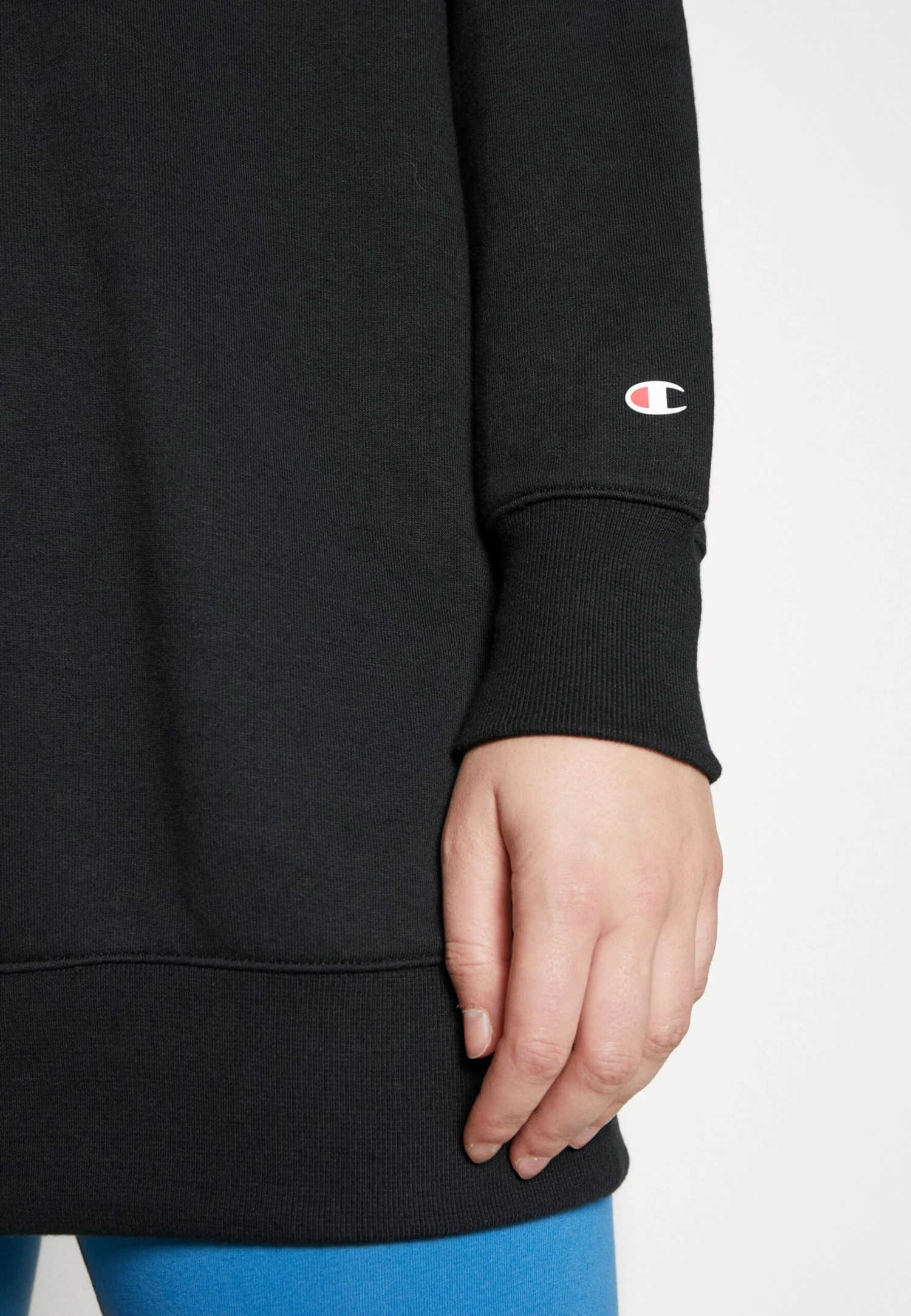Champion Maxi - Sweatshirt - Black 7 Champion Maxi - Sweatshirt - Black – Image 5