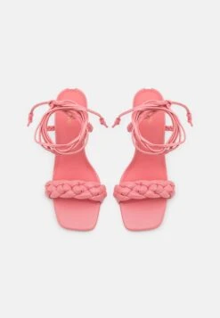 Guess Bingo - Sandales À Talons Hauts - Fuxia 13 Guess Bingo - Sandales À Talons Hauts - Fuxia -Next Soldes a1efe7cad5ba456fb424e5a8b2f81d09