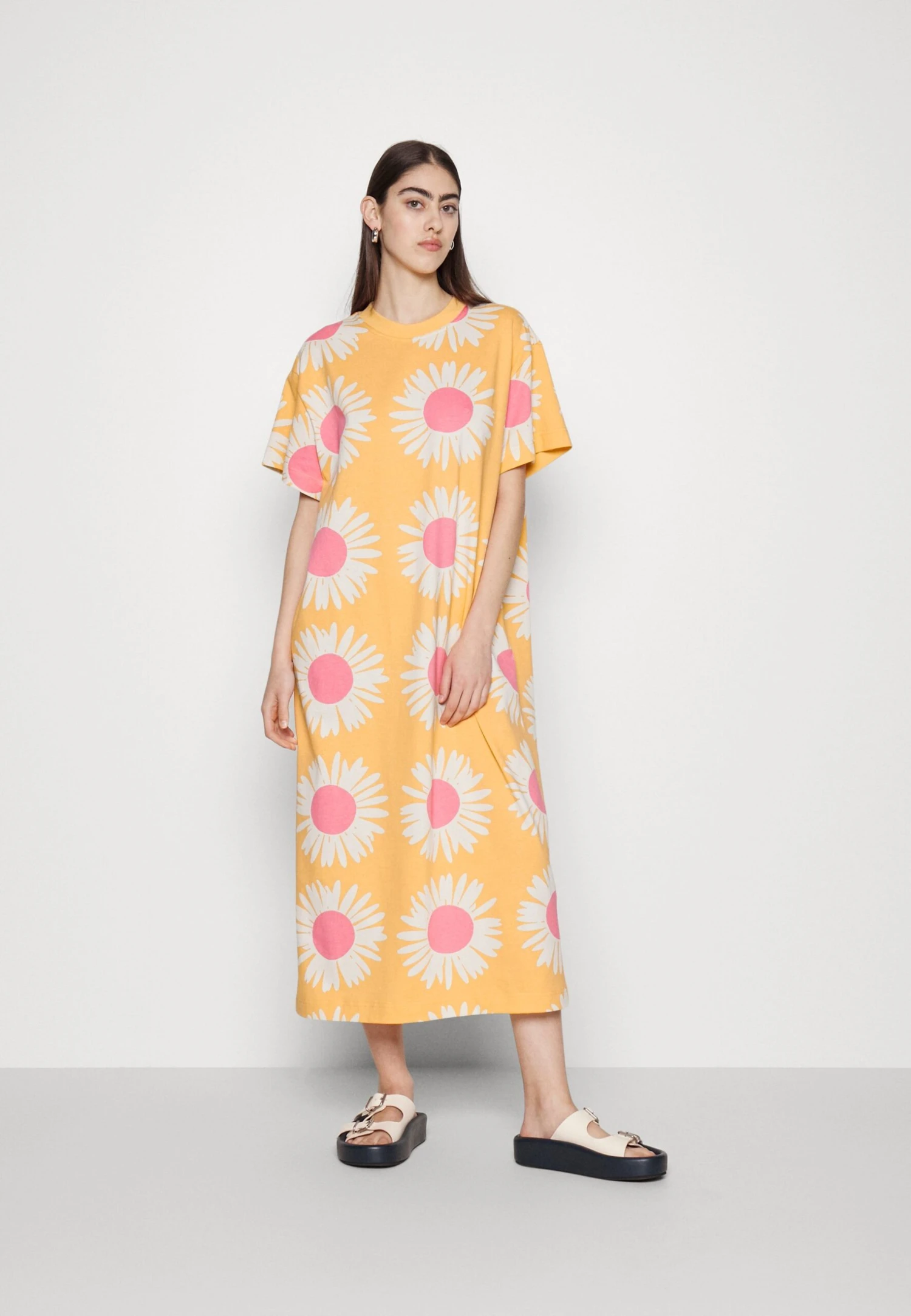 Marimekko Genista Auringonkukka Dress - Robe En Jersey - Orange/Pink/Grey 4 Marimekko Genista Auringonkukka Dress - Robe En Jersey - Orange/Pink/Grey – Image 2