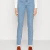 Jean Slim - Light Blue Denim 2 Jean Slim - Light Blue Denim -Next Soldes a379182e21684b7b8cae467c0b348843