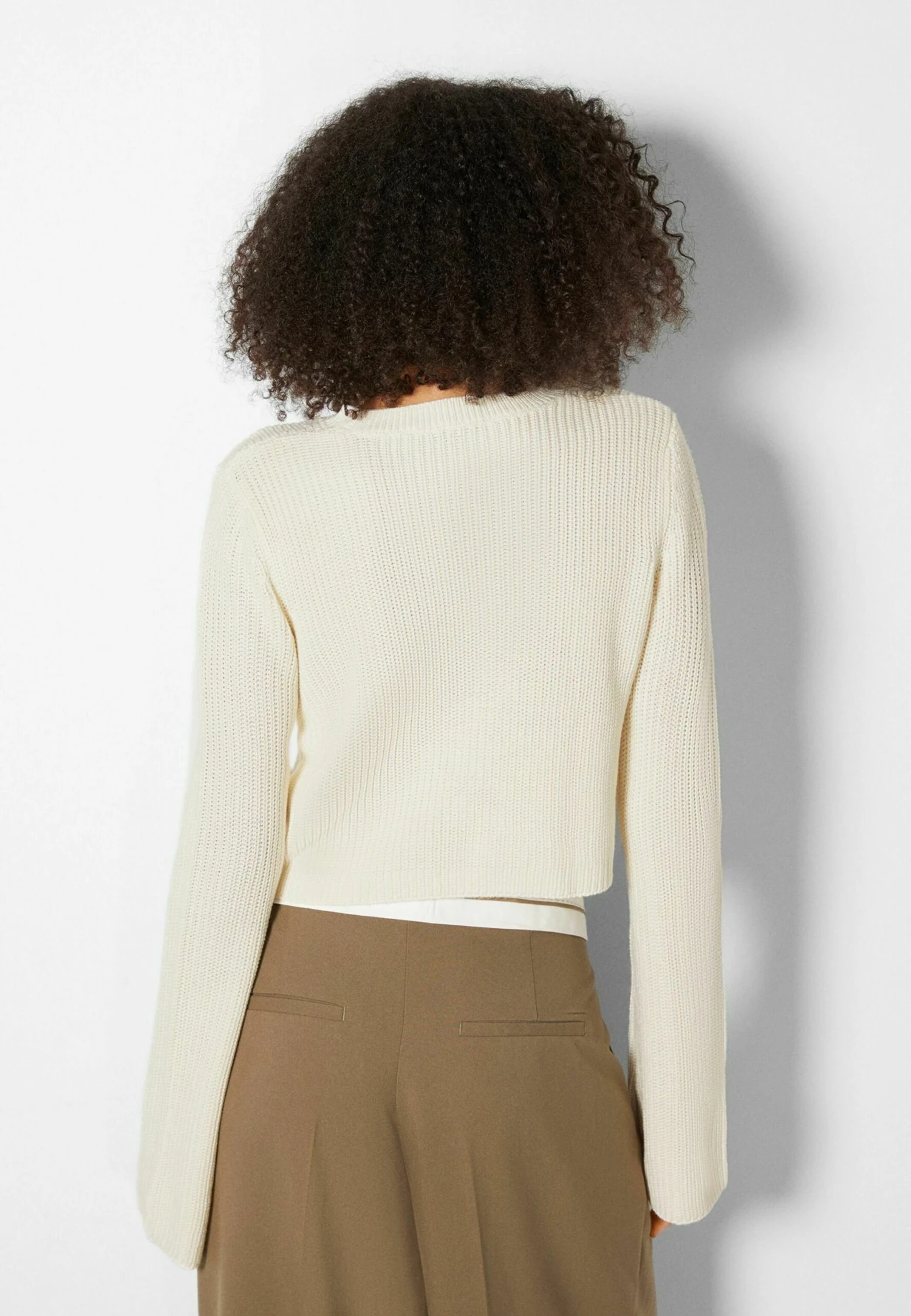 BERSHKA Round Neck - Pullover - Beige 5 BERSHKA Round Neck - Pullover - Beige â Image 3