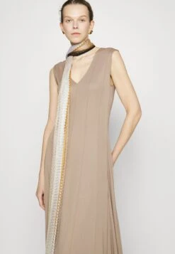 Tiger Of Sweden Marles - Robe Pull - Beige 13 Tiger Of Sweden Marles - Robe Pull - Beige -Next Soldes a44da3f6b910459db376680eb12d861a