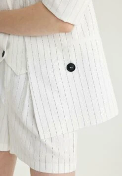 DeFacto Blazer - White 9 DeFacto Blazer - White -Next Soldes a579c0c27a2347c0b9222add5f998c65