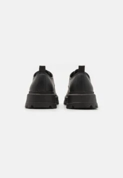 YOURTURN Unisex - Derbies - Black -Next Soldes aaae83047a954d1aab81392769433db6